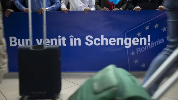 instant_schengen_otopeni_02_inquam_photos_octav_ganea_13868400-1260x840
